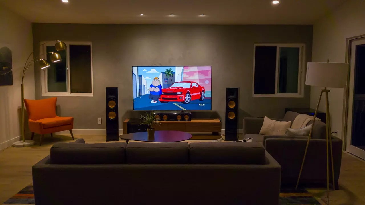 How to connect a home theatre system to an Android TV?